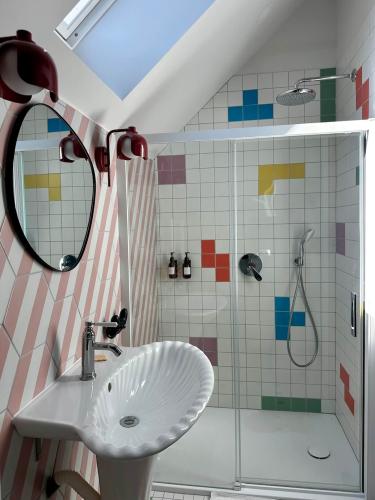 la_nosmelie_-_salle_de_bain_tetris
