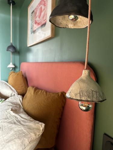 le_refuge_-_abat_jour_en_raku